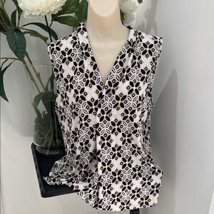 BYdesign Geometric Black and White Sleeveless Top